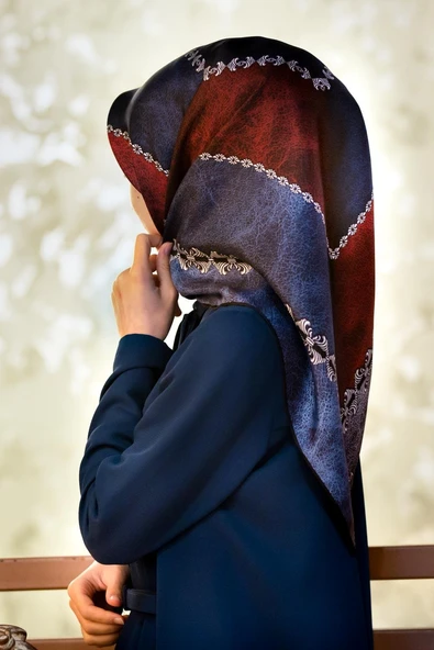 %100 Twill İpek Geometrik Desenli İndigo - Bordo Renkli 90x90 Eşarp Dikim Şekli : El Dikişi ürün görseli 1