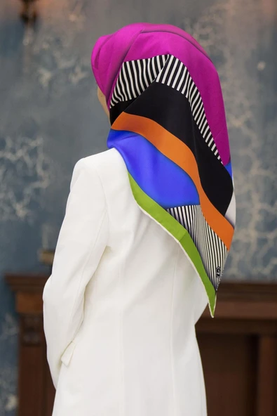 %100 Twill Renk Bloklu Çizgili Desenli Fuşya - Saks Renkli 90x90 Eşarp Dikim Şekli: El Dikişii ürün görseli 1