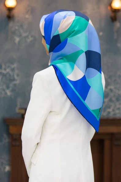 %100 Twill Renk Bloklu Çizgili Desenli Saks - Mint Yeşili Renkli 90x90 Eşarp Dikim Şekli: El Dikişii ürün görseli 1