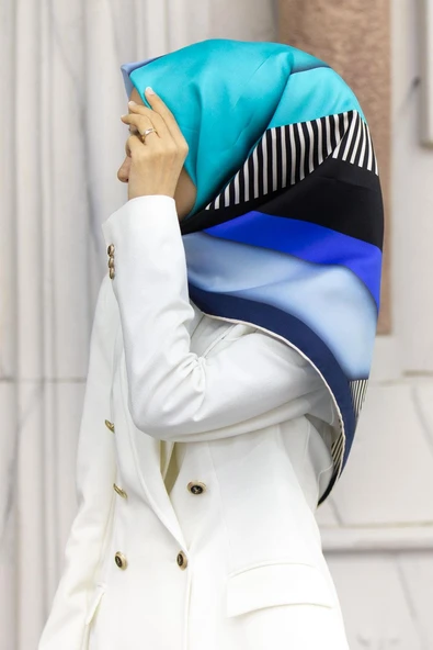 %100 Twill Renk Bloklu Çizgili Desenli Bebe Mavisi - Saks Renkli 90x90 Eşarp Dikim Şekli: El Dikişii ürün görseli 1