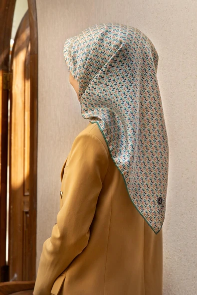%100 Twill İpek Çizgi Desenli Mint Yeşili Renkli 90x90 Eşarp Dikim Şekli : El Dikişi ürün görseli 1