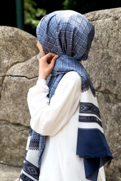 %100 İpek Etnik Desenli Bebe Mavisi - Lacivert Renkli 92x210 Şal ürün görseli 1