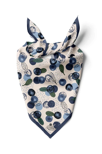 %100 İpek Blueberry Desenli Kadın Bandana ürün görseli 1