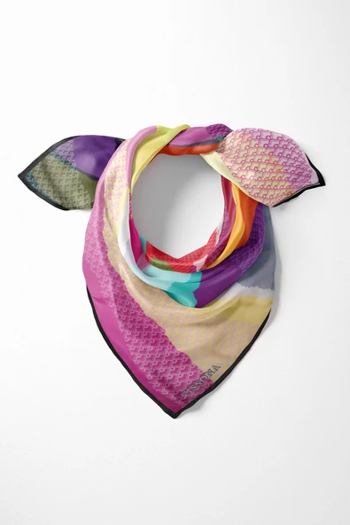 %100 İpek Kadın Desenli Bandana 80x80 ürün görseli 1
