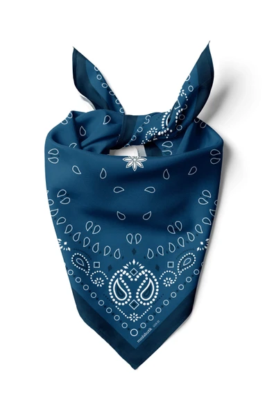 E15 Kadın Beyaz Mavi Etnik Desenli 50x50 Bandana ürün görseli 1