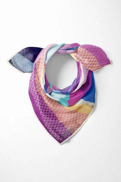 %100 İpek Kadın Desenli Bandana 80x80 ürün görseli 1