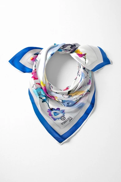 %100 İpek Kadın Desenli Bandana 80x80 ürün görseli 1