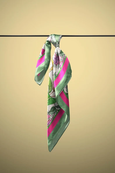 B116 TROPICAL FLOWERS BANDANA - Resim 5