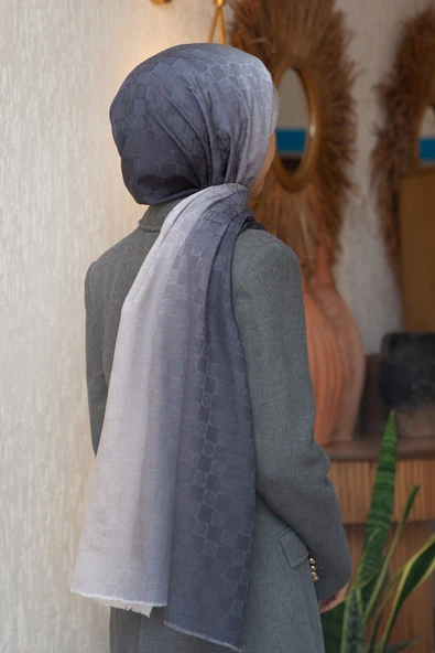 Vissona %57 İPEK %43 PAMUK Degrade Desenli Gri Renkli Şal -  70x190 Dikiş Tipi İtalyan Dikişli ürün görseli 1