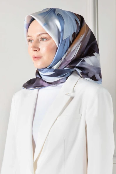 %100 Twill İpek Yaprak Desenli İndigo - Hardal Renkli 90x90 Eşarp Dikim Şekli : El Dikişi ürün görseli 1