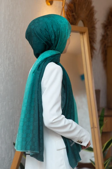Vissona %57 İPEK %43 PAMUK Degrade Desenli Mint Yeşili Renkli Şal -  70x190 Dikiş Tipi İtalyan Dikişli ürün görseli 1