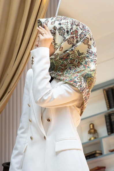 %100 Twill İpek Şal Desenli Haki Renkli 90x90 Eşarp Dikim Şekli : El Dikişi ürün görseli 1