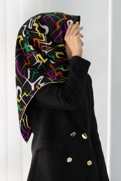 %100 Twill İpek Soyut Geometrik Desenli Fuşya - Sarı Renkli 90x90 Eşarp Dikim Şekli : El Dikişi ürün görseli 1