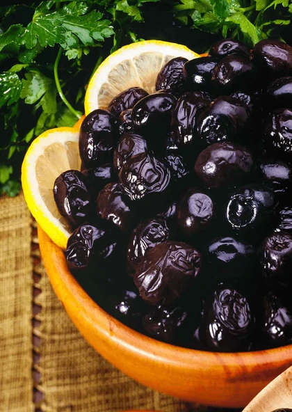 SİYAH ZEYTİN (SELE) - 1 KG ürün görseli 1