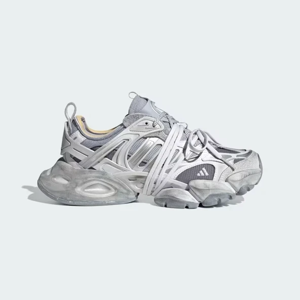 靴  XLG Runner Deluxe PTTAVM: Adidas XLG Runner Deluxe gray
