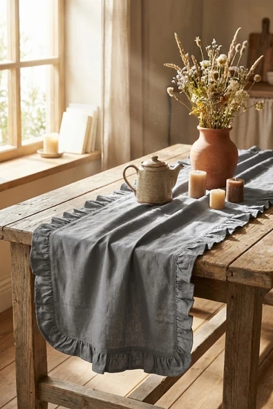 YUNUSOĞLU HOME Fırfırlı Masa Runner 150X50 cm, Şık Dekoratif Masa Örtüsü ürün görseli 1
