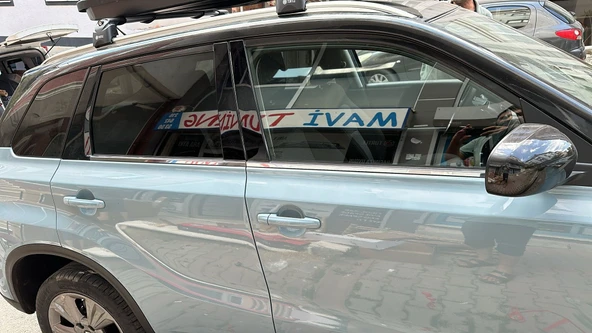 Suzuki Vitara 2016-2024   Cam Çıtası 4 Parça Krom Paslanmaz Çelik ürün görseli 1