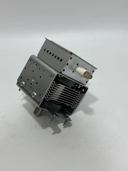 Panasonic 2M137A‑01BC Magnetron - Resim 3
