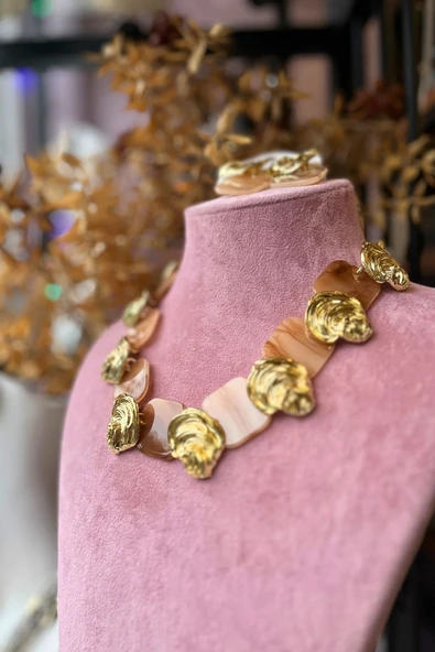 Meva Takı ve Aksesuar Gold Spiral Gül Formlu Kolye | Mev’Armoni Collection ürün görseli 1