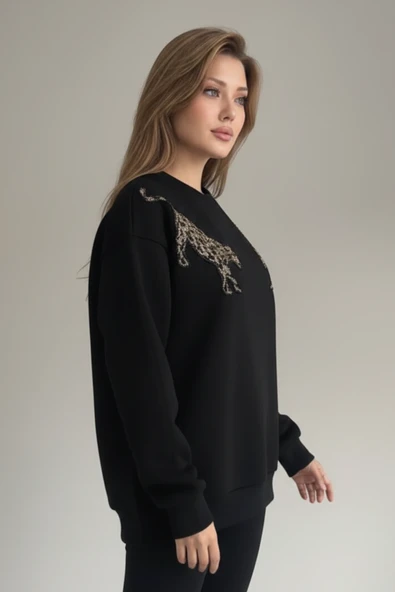 Pul İşlemeli Kaplan Detaylı Oversize Sweatshirt ürün görseli 1