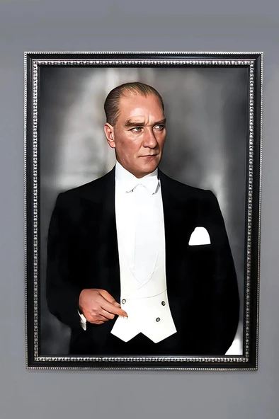 Atatürk Portresi Dijital Baskılı Kadife Kumaş Çerçeveli Tablo TBL0044 RENKLİ 50 X 70 ürün görseli 1