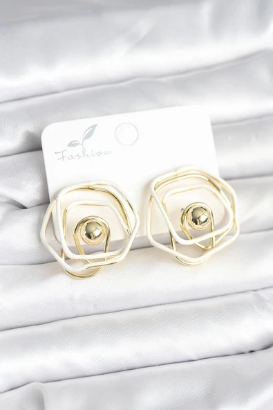 Pirinç Gold Renk Beyaz Mineli Geometrik Gül Model Kadın Küpe - TJ-BKP11375 ürün görseli 1