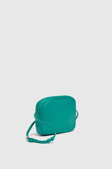 Pull & Bear Mini Urban Çapraz Askılı Çanta ürün görseli 1