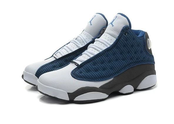 PTTAVM: Air Jordan 13 Retro 'French Blue'