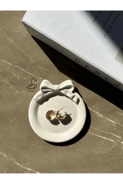 Kurdele Görünümlü Dekoratif Takı Tabağı 6x6 Cm ürün görseli 1