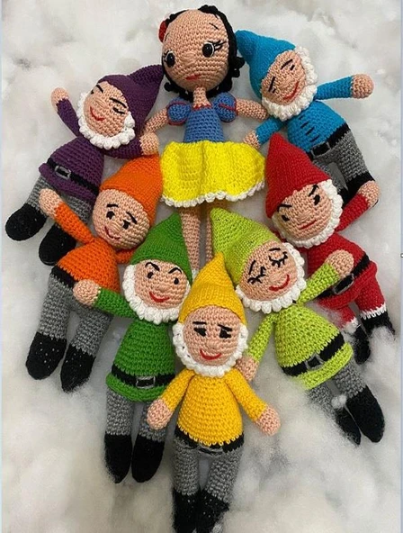 Hayal Kız ve Yedi Neşeli Takımı Amigurumi Organik Oyuncak ürün görseli 1