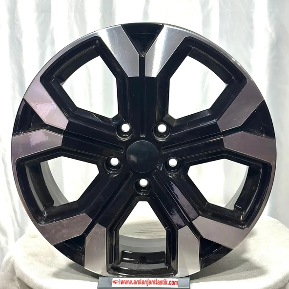 5*114.3*17*6.5 ET40 CH66.6 17260 BLACK LİP DAMOND ürün görseli 1