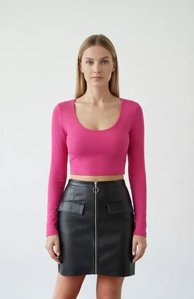 Kadın Fuşya Uzun Kol Kare Yaka Crop Top Bluz - Şık, Rahat ve Kolay Kombinlenebilir ürün görseli 1