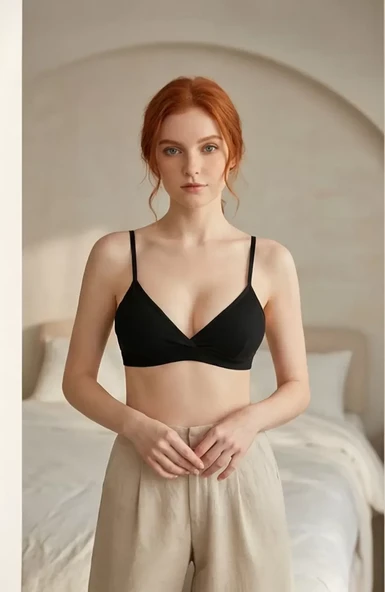 Kadın Siyah Kapsız Sırtı Açık Crop Top Bluz - Şık, Rahat ve Kolay Kombinlenebilir ürün görseli 1