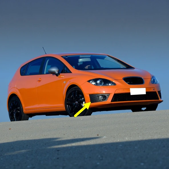 Seat Leon FR 2010-2012 FR Ön Tampon Sağ Sis Farı Çerçevesi 1P0853666H ürün görseli 1