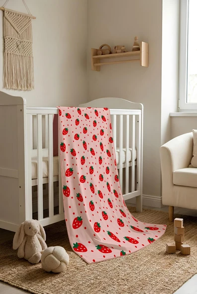 Çilek Desenli Soft Touch Termal Bebek Battaniyesi CBT0008 RENKLİ 100 X 150 ürün görseli 1