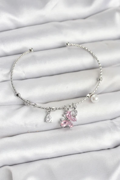Mey İthalat® Pembe Kelebek Charmlı Gümüş Renk Kadın Bileklik ürün görseli 1