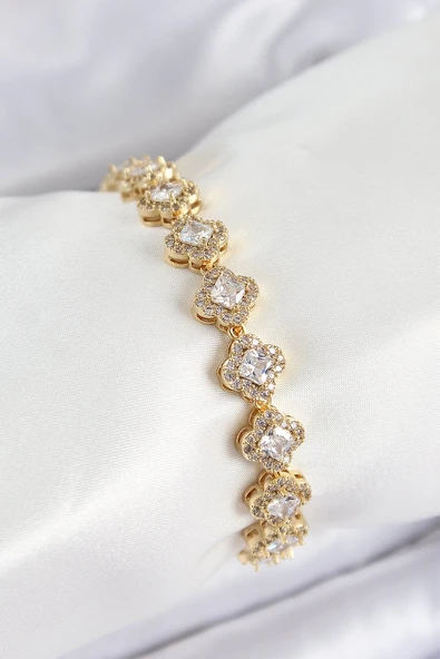Pirinç Zirkon Taşlı Yonca Baget Model Gold Renk VIP Seri Kadın Bileklik Vice1395 0615 ürün görseli 1
