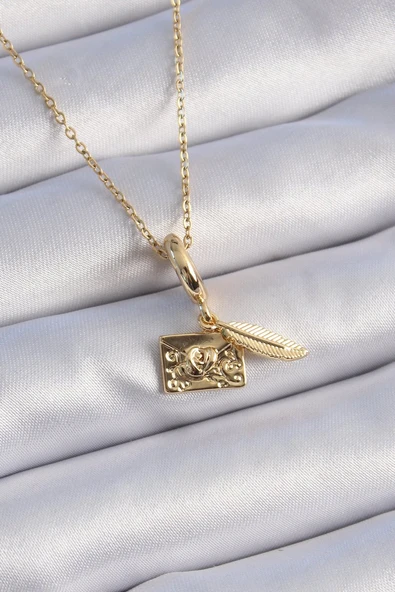 316L Çelik Gold Renk Kalp Detay Mektup Figür Charm Model Kadın Kolye Vice1395 3356 ürün görseli 1