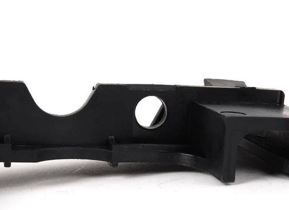 BMW E36 ARKA TAMPON SAĞ BAĞLANTI BRAKETİ 51121960698 ürün görseli 1