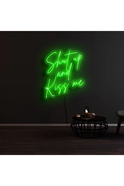 Shut Up and Kiss Me Yazılı Neon Tabela ürün görseli 1