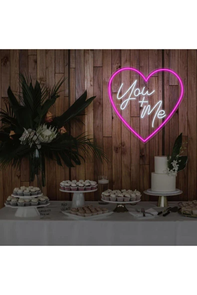 You+Me Yazılı ve Şekilli Neon Tabela ürün görseli 1