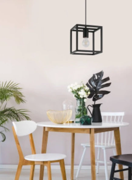 RİOLİGHT MODERN,VİNTAGE SİYAH 25X25CM 1XE27 DUYLU KÜP METAL SARKIT TEKLİ AVİZE ürün görseli 1