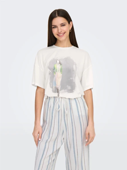 Only   ONLMELINA S/S LADIES TOP BOX JRS Kadın Cloud Dancer T-Shirt - 15342876 ürün görseli 1