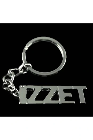 İzzet İsimli Anahtarlık ürün görseli 1