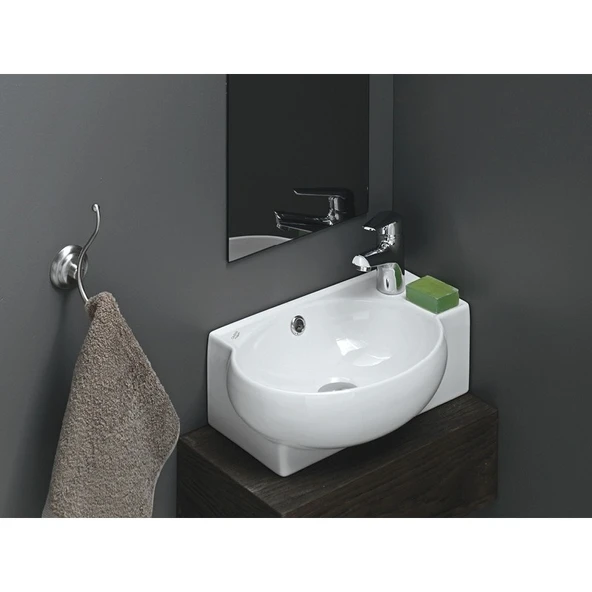 Turkuaz Seramik Cerastyle Mini 28X45 Köşe Lavabo ürün görseli 1