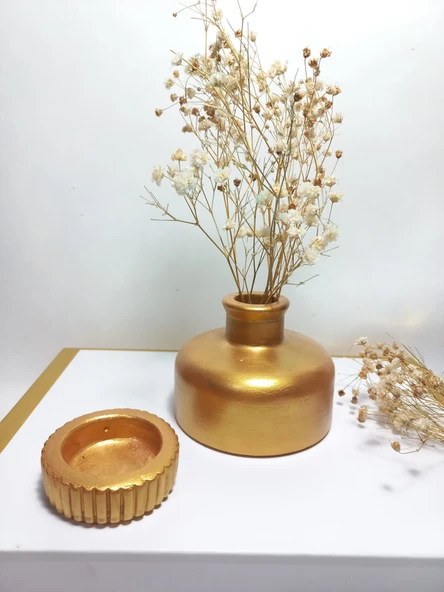 Şık Tasarım Antiquity Gold Rengi Minimal Vazo, Masa ve Sehpa Üzeri, Dekoratif Aksesuar ürün görseli 1