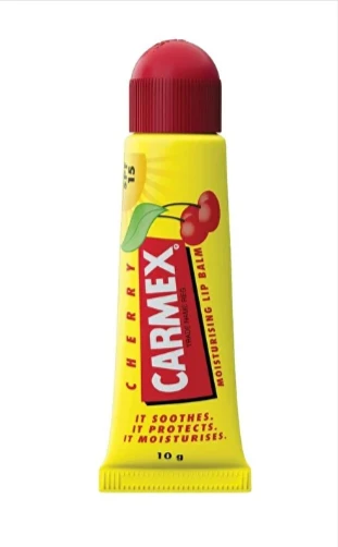 Carmex Fresh Cherry Moisturizing Lip Balm SPF15 10 G ürün görseli 1