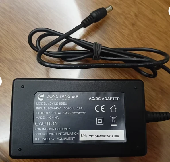 12 Volt 3.33 Amper 5.5X3.0 ADAPTÖR DY1233EIEU İĞNE UÇLU ürün görseli 1