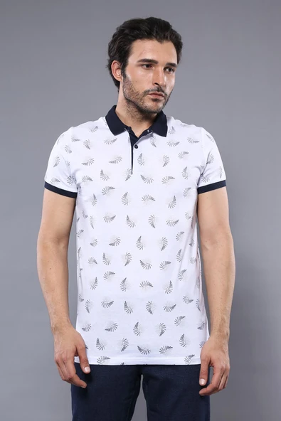 Desenli Beyaz Polo Yaka T-shirt | Wessi ürün görseli 1