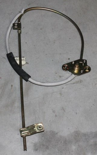 Fiat Uno Ön Sağ Kapı Krikosu (1983-1995) 7542293 281811 1.4, 1.1 ürün görseli 1
